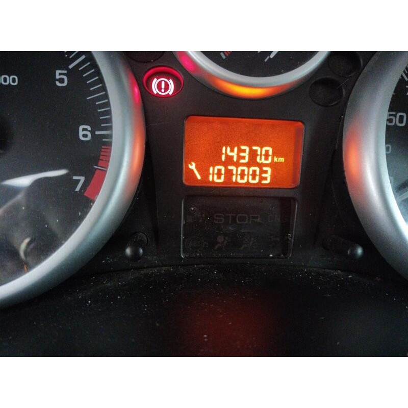 Pretensionneur de ceinture avant droit PEUGEOT 206+ Photo n°9