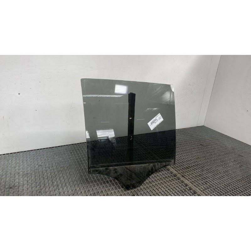 Vitre arriere droit MERCEDES CLASSE M 166 Photo n°5