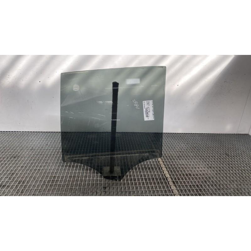 Vitre arriere gauche MERCEDES CLASSE M 166 Photo n°2