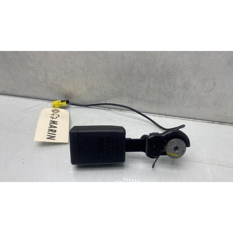 Attache ceinture arriere droit MERCEDES CLASSE M 166 Photo n°2