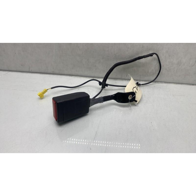 Attache ceinture avant droit MERCEDES CLASSE M 166 Photo n°2