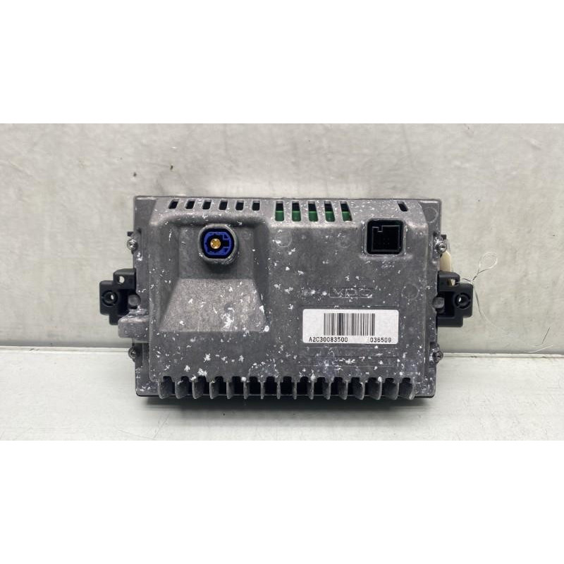 Ecran GPS MERCEDES CLASSE M 166 Photo n°1