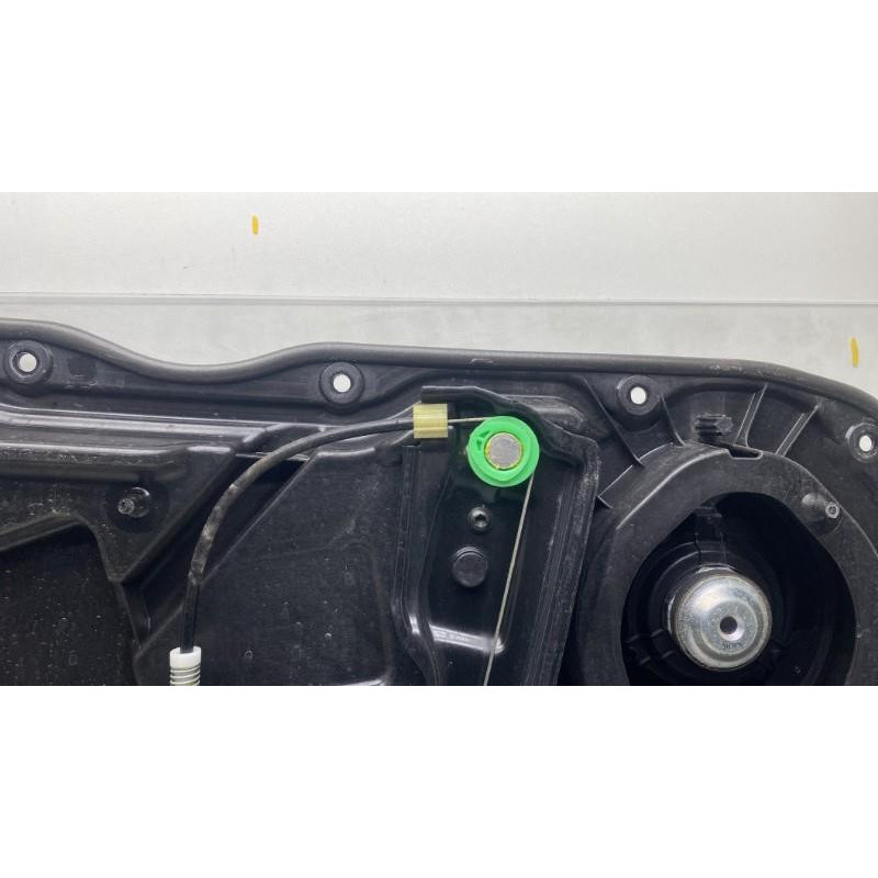 Leve vitre electrique avant gauche MERCEDES CLASSE M 166 Photo n°5
