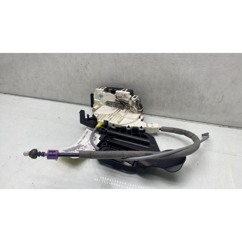 Serrure avant gauche MERCEDES CLASSE M 166 Photo n°4