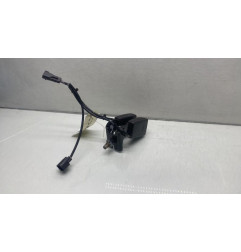 Attache ceinture arriere droit FORD MONDEO 4