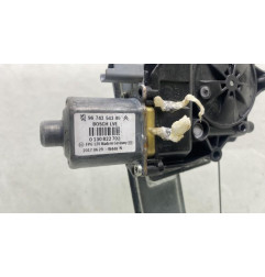 Leve vitre electrique avant droit PEUGEOT 208 1