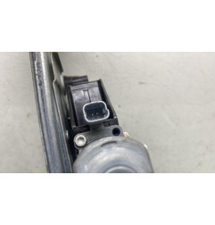 Leve vitre electrique avant droit PEUGEOT 208 1