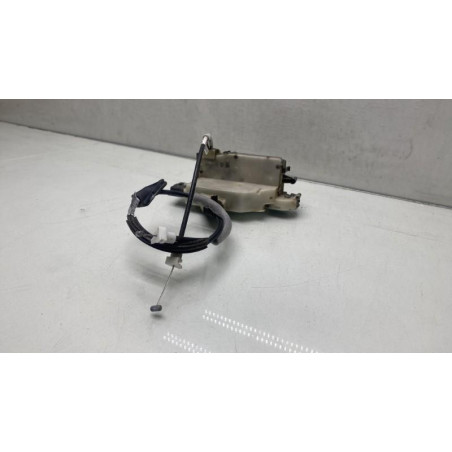 Serrure arriere droit PEUGEOT 208 1
