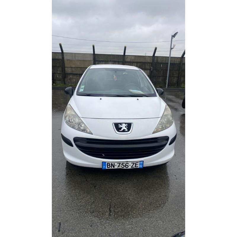 Vitre avant droit PEUGEOT 207 Photo n°9