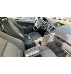 Vitre avant droit PEUGEOT 207