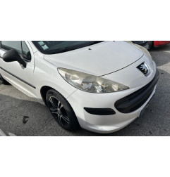 Vitre avant droit PEUGEOT 207