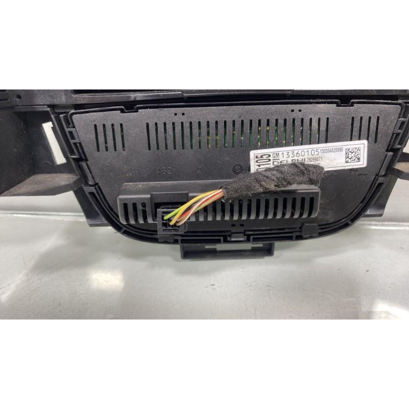 Commande chauffage OPEL ASTRA J SPORTS Photo n°8