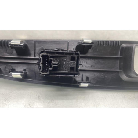 Interrupteur de leve vitre avant droit FORD MONDEO 4