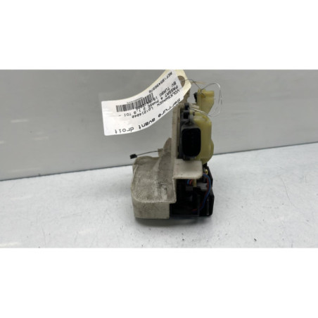 Serrure avant droit VOLKSWAGEN PASSAT 4