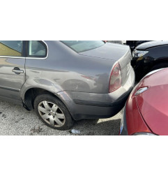 Serrure avant droit VOLKSWAGEN PASSAT 4