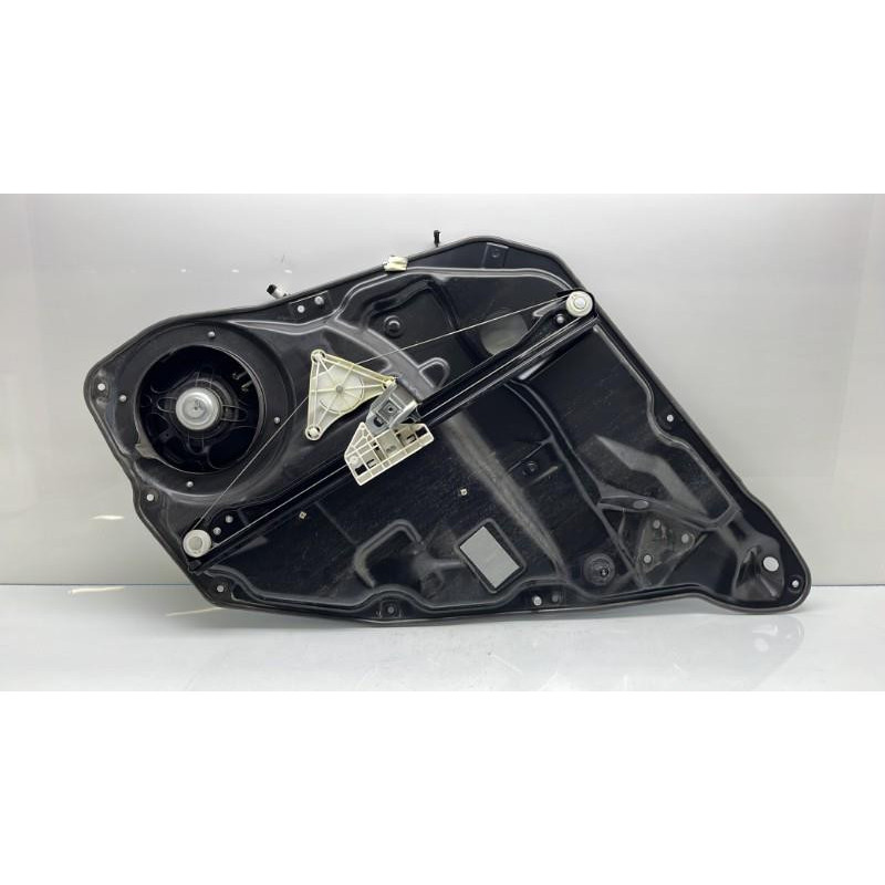 Leve vitre electrique arriere gauche MERCEDES CLASSE M 164 Photo n°3