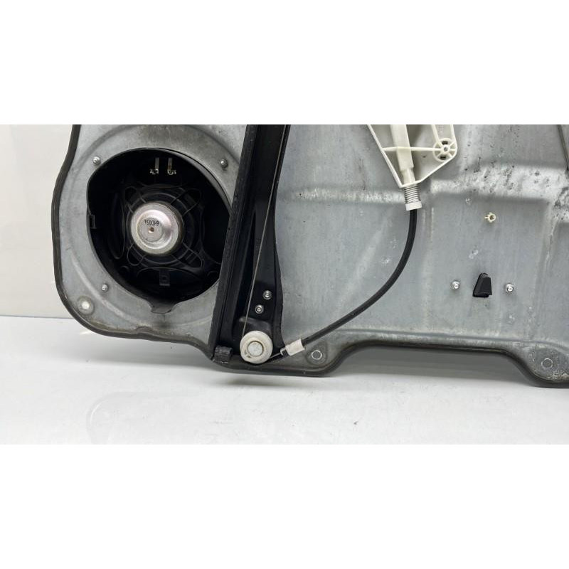 Leve vitre electrique avant gauche MERCEDES CLASSE M 164 Photo n°3