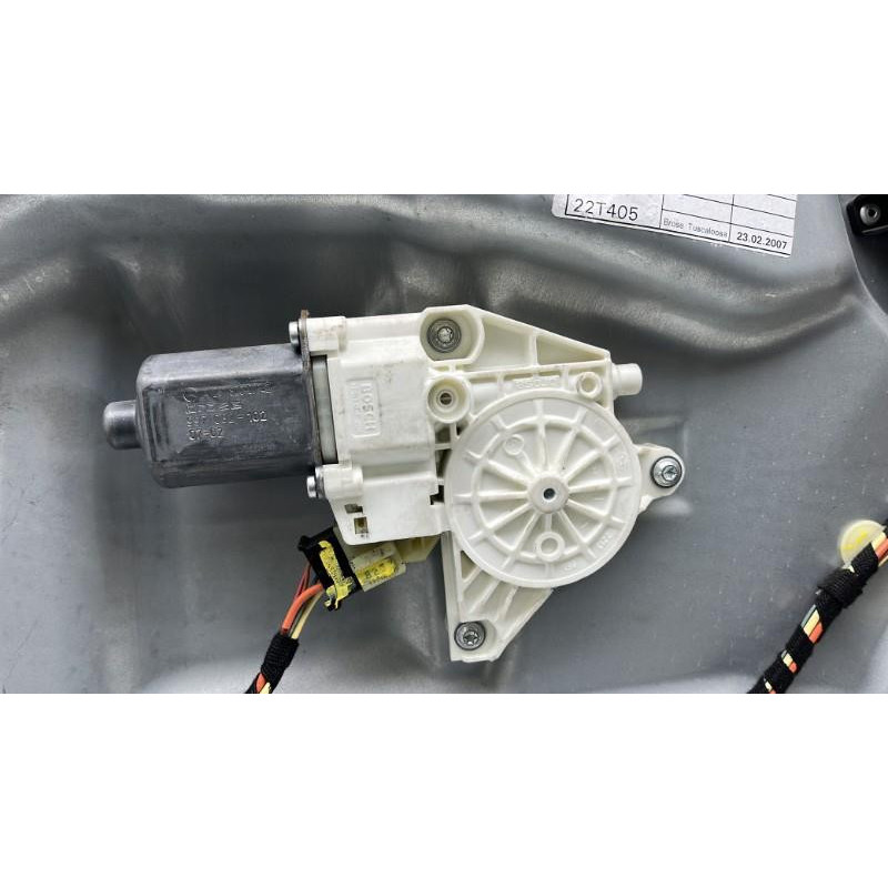 Leve vitre electrique avant gauche MERCEDES CLASSE M 164 Photo n°9