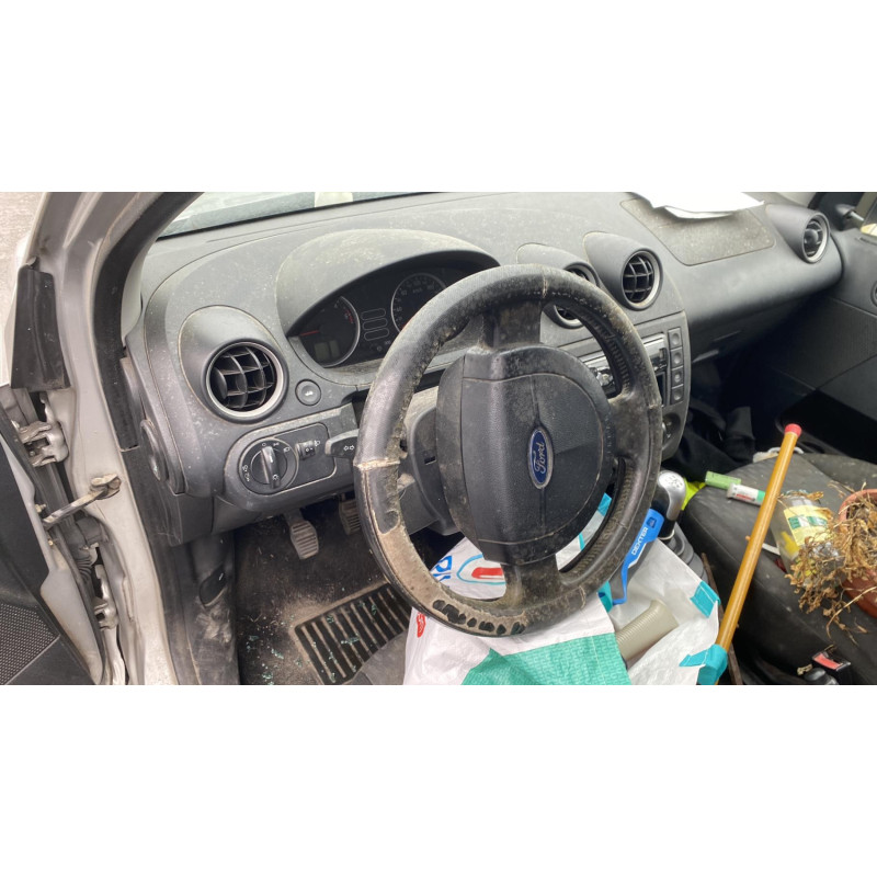 Serrure avant gauche FORD FIESTA 5 Photo n°10
