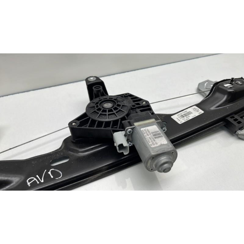Leve vitre electrique avant droit RENAULT KADJAR Photo n°2