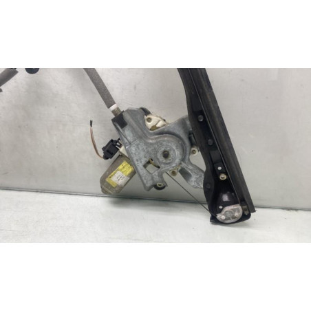 Leve vitre electrique avant droit FORD FOCUS 1 Photo n°1