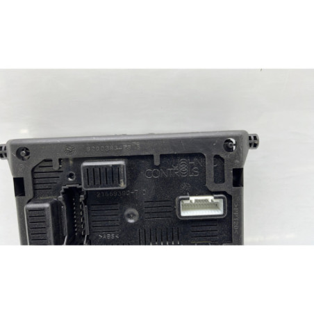 Boitier UCH RENAULT CLIO 3