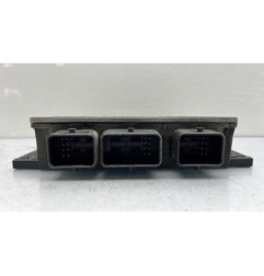 Calculateur moteur RENAULT CLIO 3