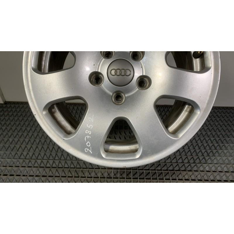 Jante AUDI A4 2 Photo n°3