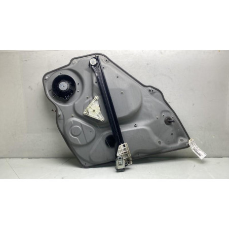 Leve vitre electrique arriere droit MERCEDES CLASSE B 245