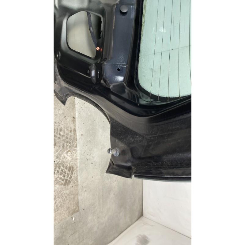 Malle/Hayon arriere FORD KA 2 Photo n°4