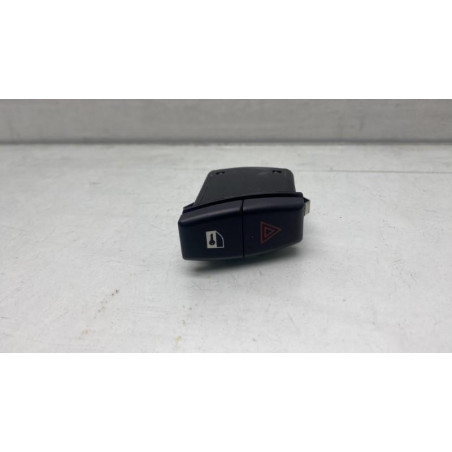 Bouton de warning BMW X1 E84 Photo n°1