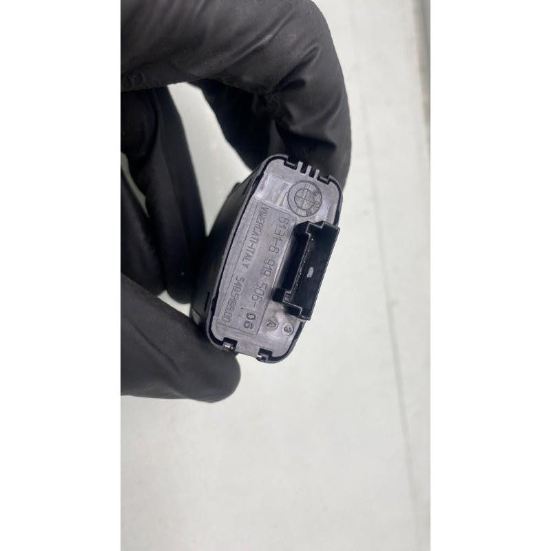 Bouton de warning BMW X1 E84 Photo n°4
