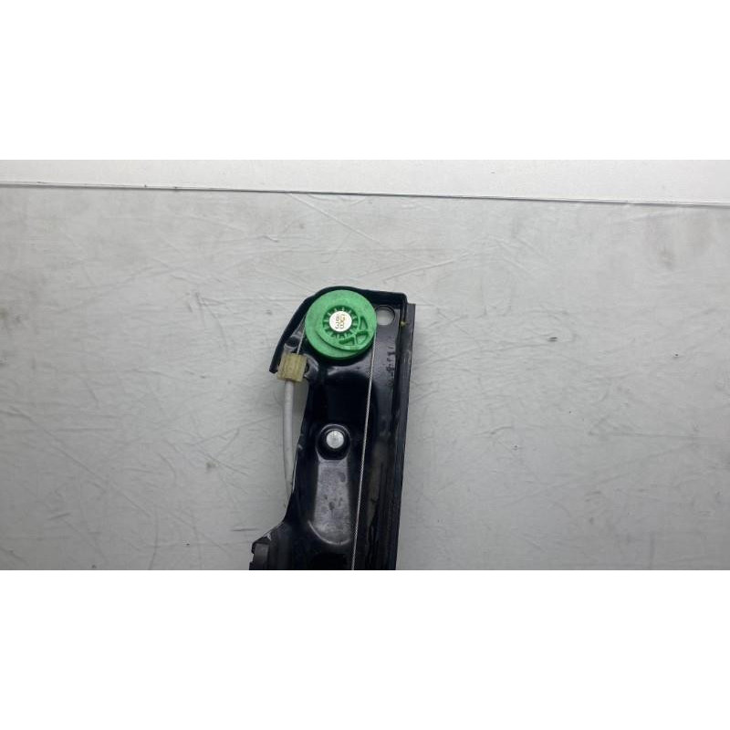 Leve vitre electrique avant gauche BMW X1 E84 Photo n°5