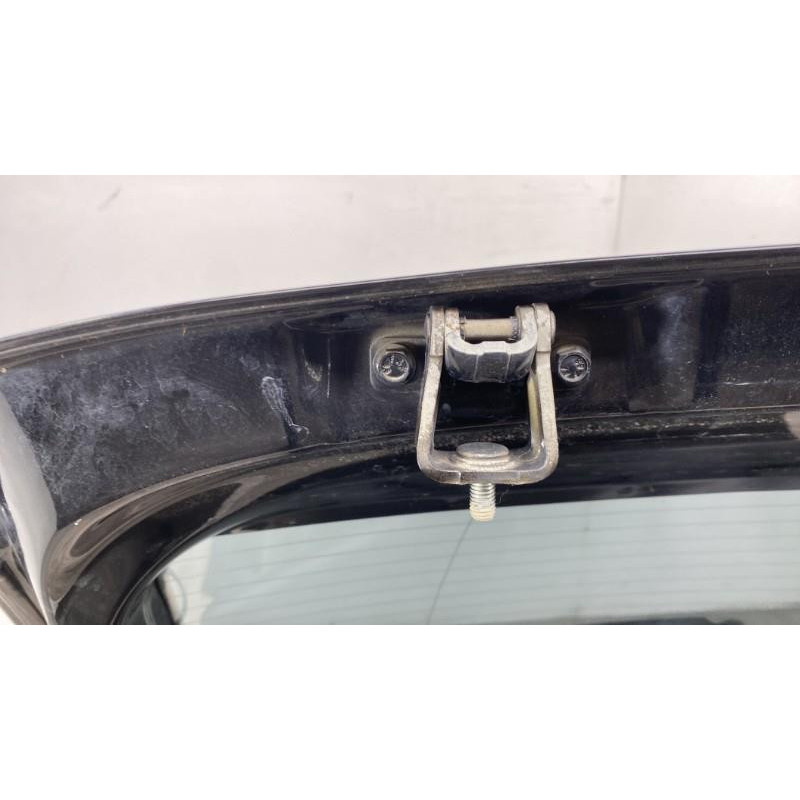 Malle/Hayon arriere VOLKSWAGEN POLO 5 Photo n°8