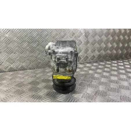 Compresseur clim OPEL KARL Photo n°1