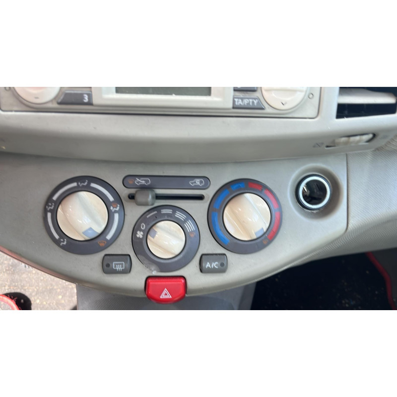 Interrupteur de leve vitre avant droit NISSAN MICRA 3 Photo n°9
