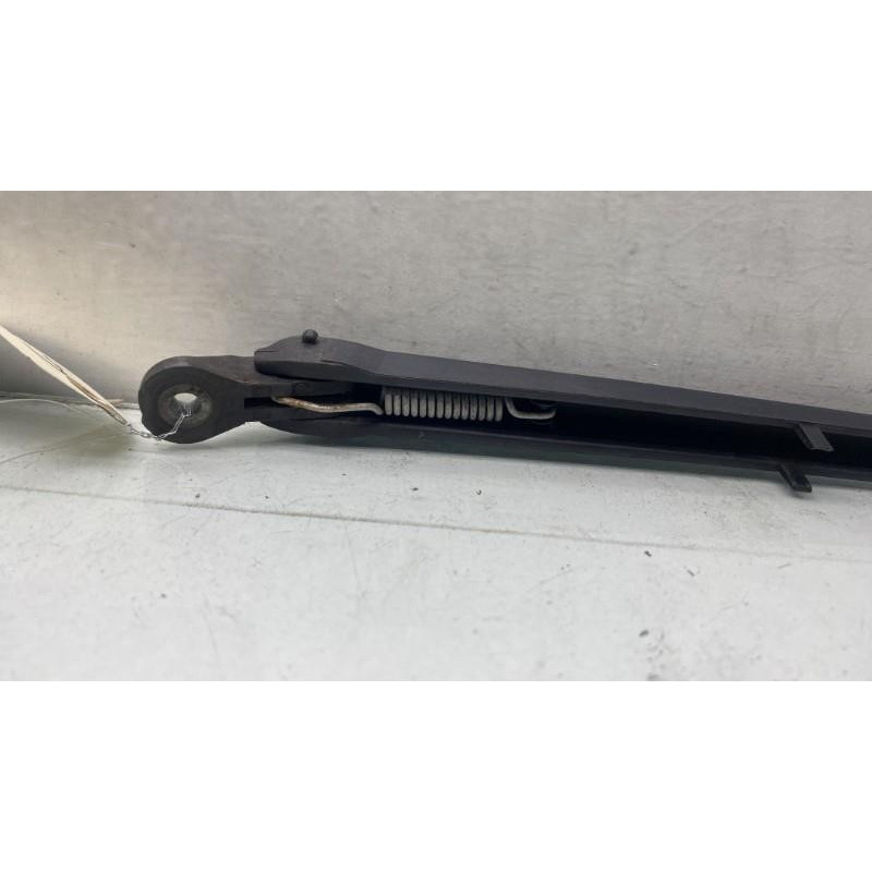 Bras essuie glace arriere ALFA ROMEO 147 Photo n°4