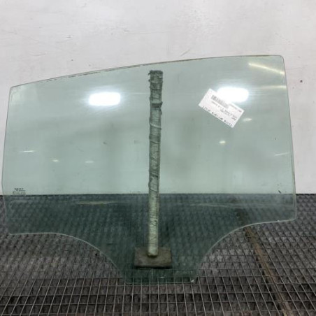 Vitre arriere droit SEAT LEON 2 Photo n°1