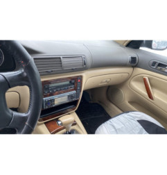 Aile avant droit VOLKSWAGEN PASSAT 4