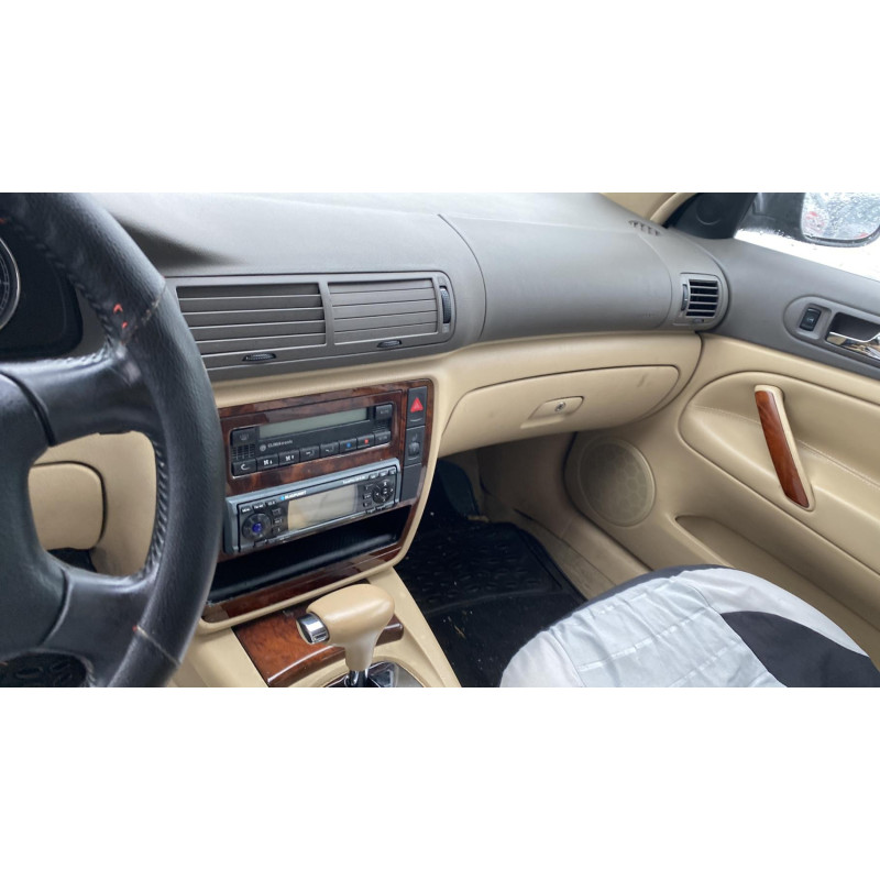 Aile avant droit VOLKSWAGEN PASSAT 4 Photo n°15