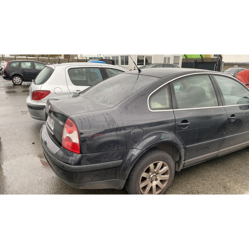 Aile avant droit VOLKSWAGEN PASSAT 4 Photo n°20