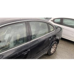 Serrure avant droit VOLKSWAGEN PASSAT 4