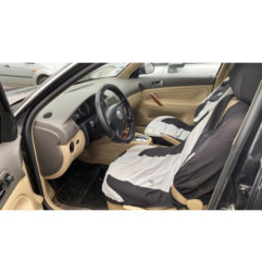 Serrure avant droit VOLKSWAGEN PASSAT 4