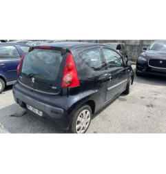 Lunette arriere PEUGEOT 107