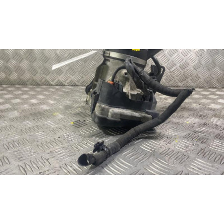 Pompe de direction PEUGEOT 308 1