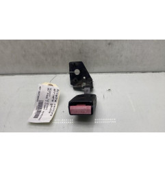 Attache ceinture arriere gauche PEUGEOT 307 Photo n°1