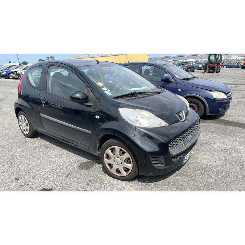 Verin de coffre PEUGEOT 107 Photo n°5