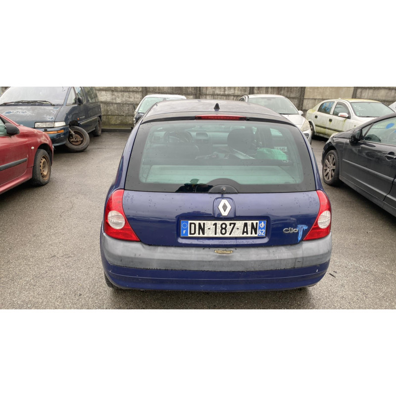 Pare choc avant RENAULT CLIO 2 Photo n°13