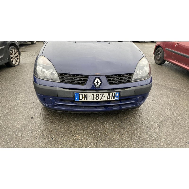 Pare choc avant RENAULT CLIO 2 Photo n°18