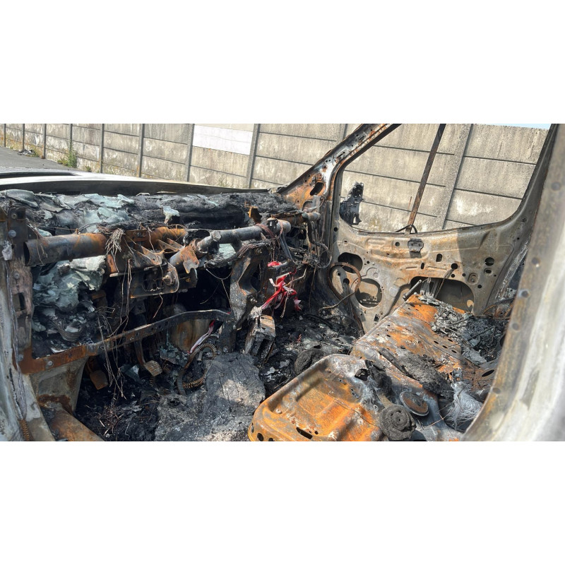 Compresseur clim FORD TRANSIT 5 Photo n°10